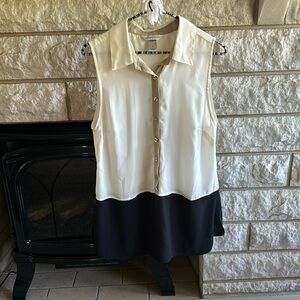 Christopher & Banks sleeveless semi sheer half button down sleeveless top medium